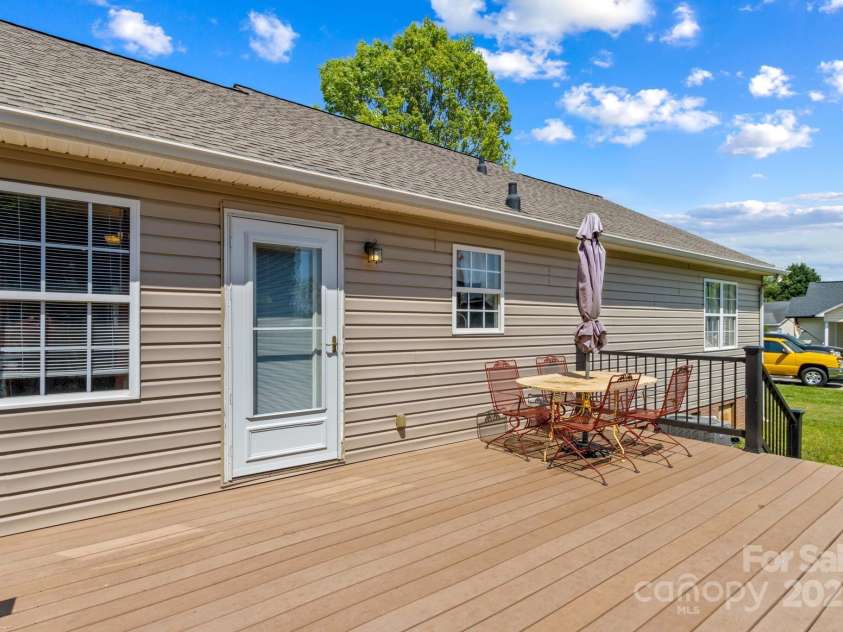 140 Hazelwood Drive, Rockwell, NC 28138.  MLS# CAR4247251, YatesRealty ID 7966. 
