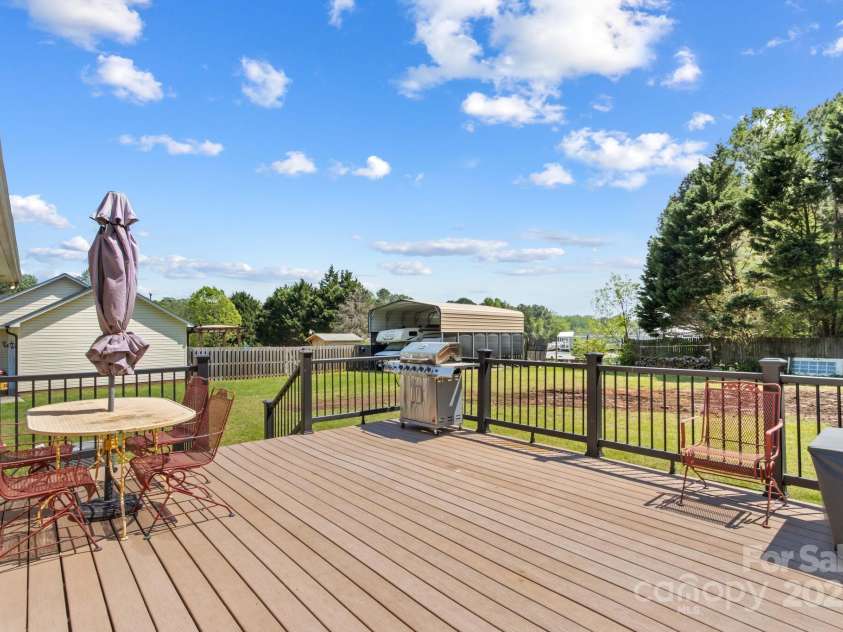 140 Hazelwood Drive, Rockwell, NC 28138.  MLS# CAR4247251, YatesRealty ID 7966. 