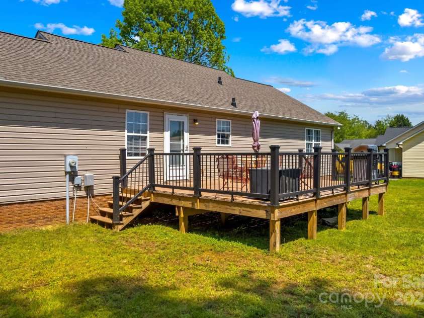 140 Hazelwood Drive, Rockwell, NC 28138.  MLS# CAR4247251, YatesRealty ID 7966. 