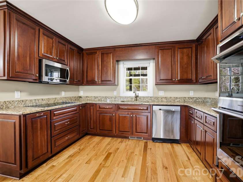 575 Hill Road, Lincolnton, NC 28092.  MLS# CAR4343352, YatesRealty ID 7966. 