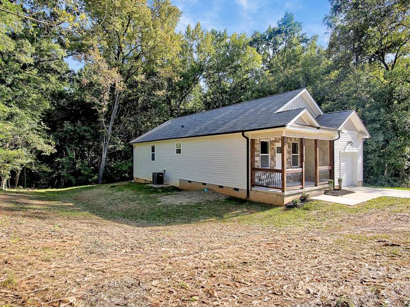 1013 Trexler Street, Salisbury, NC 28144.  MLS# CAR4278293, YatesRealty ID 7967. 