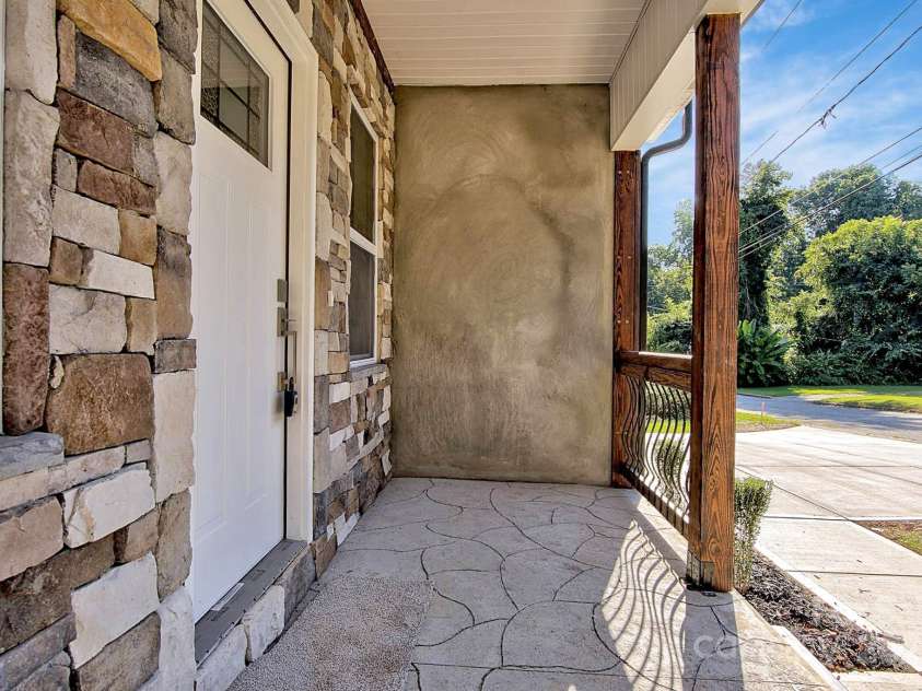 1013 Trexler Street, Salisbury, NC 28144.  MLS# CAR4278293, YatesRealty ID 7967. 