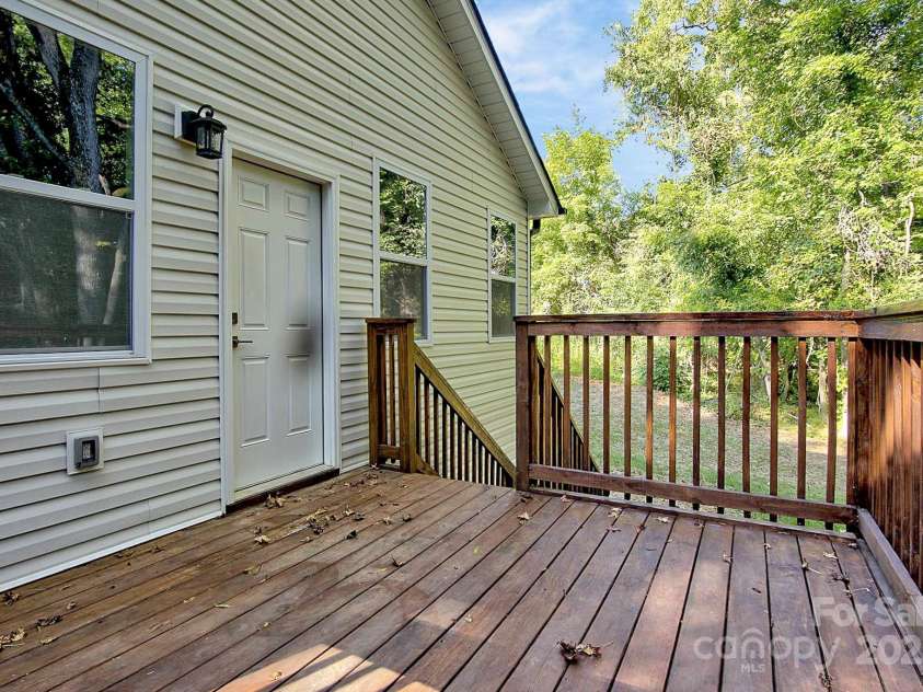 1013 Trexler Street, Salisbury, NC 28144.  MLS# CAR4278293, YatesRealty ID 7967. 