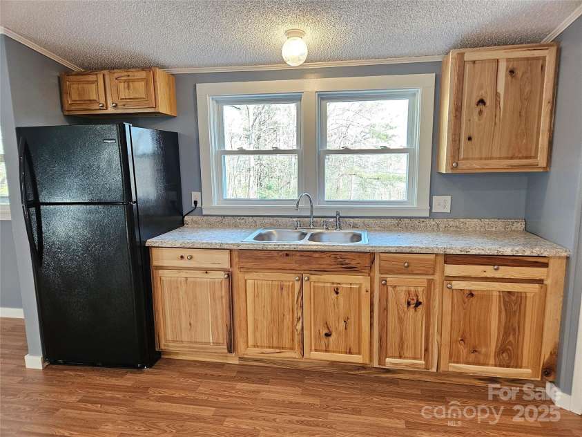 149 River Breeze Drive, Morganton, NC 28655.  MLS# CAR4241371, YatesRealty ID 7967. 