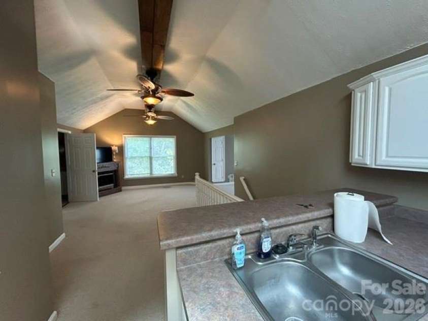 157 Toxaway Views Drive, Lake Toxaway, NC 28747.  MLS# CAR4417213, YatesRealty ID 7969. 