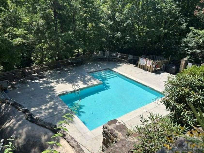 157 Toxaway Views Drive, Lake Toxaway, NC 28747.  MLS# CAR4417213, YatesRealty ID 7969. 