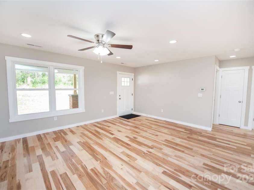 285 Highland Park Road, East Flat Rock, NC 28726.  MLS# CAR4244891, YatesRealty ID 7969. 