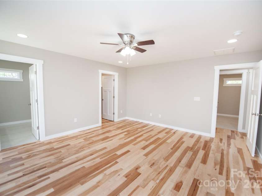 285 Highland Park Road, East Flat Rock, NC 28726.  MLS# CAR4244891, YatesRealty ID 7969. 