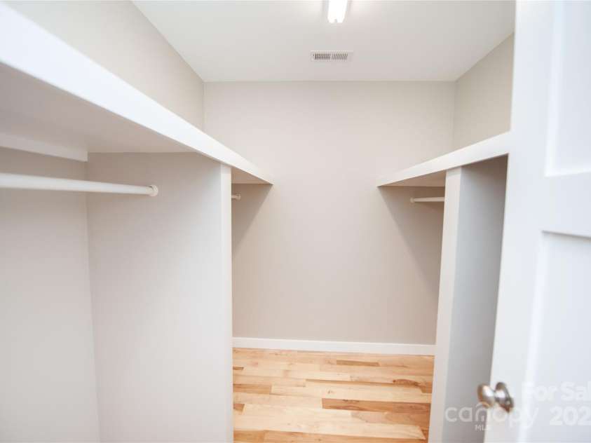 285 Highland Park Road, East Flat Rock, NC 28726.  MLS# CAR4244891, YatesRealty ID 7969. 