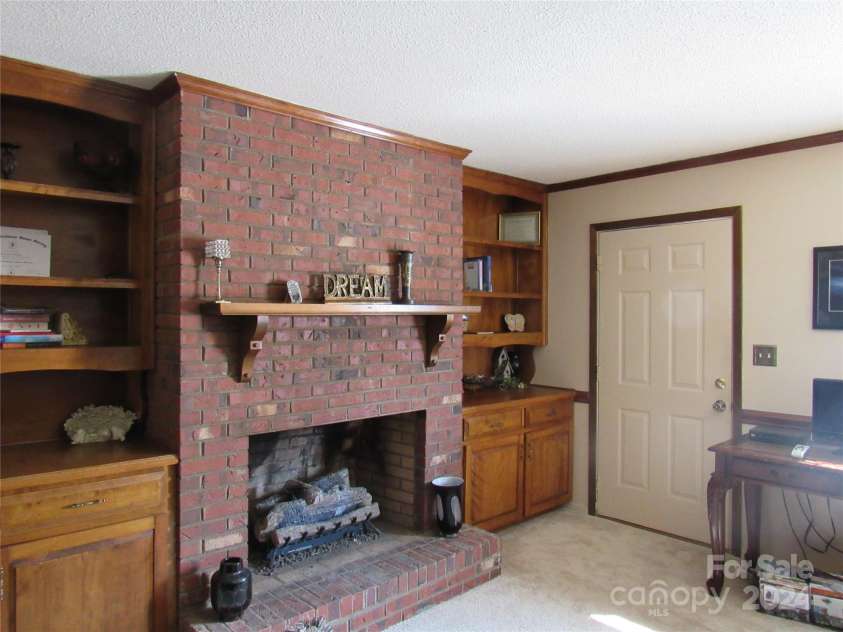 171 Fox Run Road, Forest City, NC 28043.  MLS# CAR4111565, YatesRealty ID 797. 