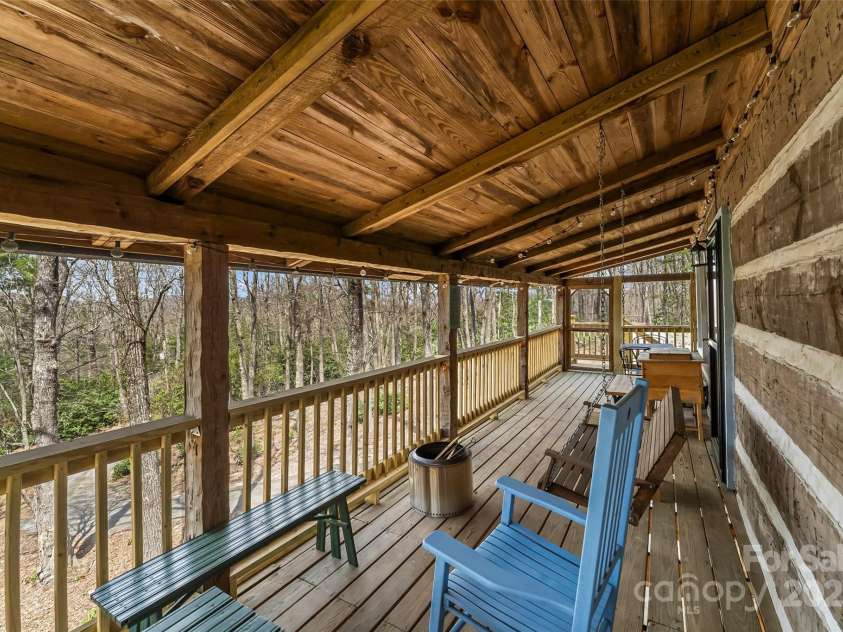 7133 Valley View Drive, Newland, NC 28657.  MLS# CAR4248899, YatesRealty ID 7970. 