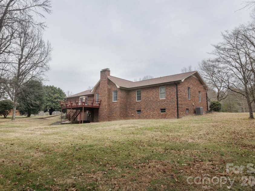 5027 Old Salisbury Concord Road, Kannapolis, NC 28083.  MLS# CAR4342812, YatesRealty ID 7972. 