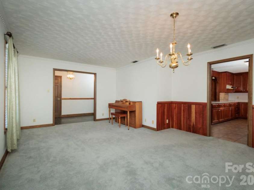 5027 Old Salisbury Concord Road, Kannapolis, NC 28083.  MLS# CAR4342812, YatesRealty ID 7972. 