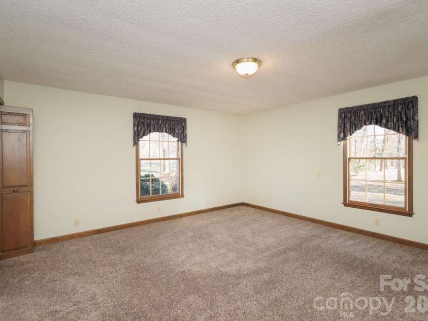 5027 Old Salisbury Concord Road, Kannapolis, NC 28083.  MLS# CAR4342812, YatesRealty ID 7972. 