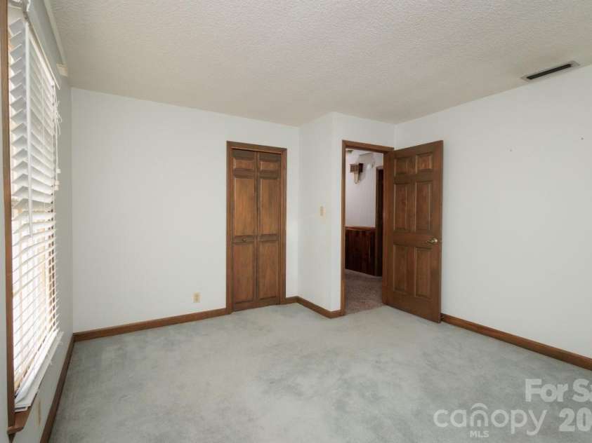 5027 Old Salisbury Concord Road, Kannapolis, NC 28083.  MLS# CAR4342812, YatesRealty ID 7972. 