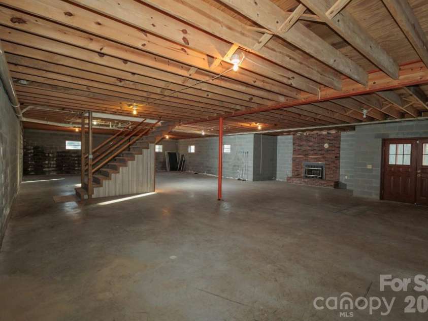 5027 Old Salisbury Concord Road, Kannapolis, NC 28083.  MLS# CAR4342812, YatesRealty ID 7972. 