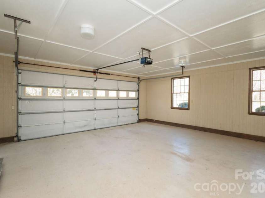 5027 Old Salisbury Concord Road, Kannapolis, NC 28083.  MLS# CAR4342812, YatesRealty ID 7972. 
