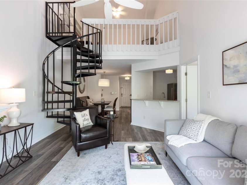 2504 Stradbrook Drive, Charlotte, NC 28210.  MLS# CAR4248177, YatesRealty ID 7973. 