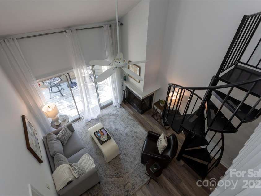 2504 Stradbrook Drive, Charlotte, NC 28210.  MLS# CAR4248177, YatesRealty ID 7973. 