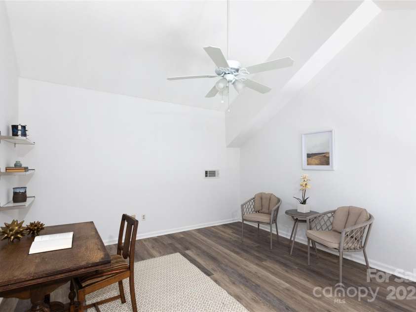 2504 Stradbrook Drive, Charlotte, NC 28210.  MLS# CAR4248177, YatesRealty ID 7973. 