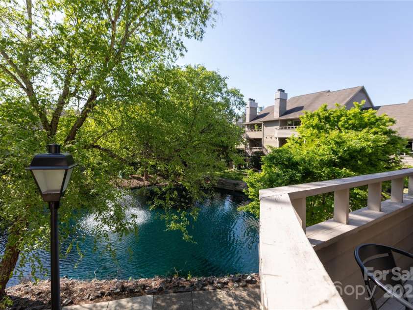 2504 Stradbrook Drive, Charlotte, NC 28210.  MLS# CAR4248177, YatesRealty ID 7973. 