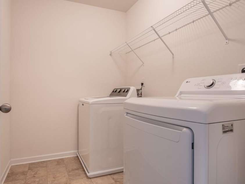 1430 Eastway Drive, Dallas, NC 28034.  MLS# CAR4245030, YatesRealty ID 7974. 