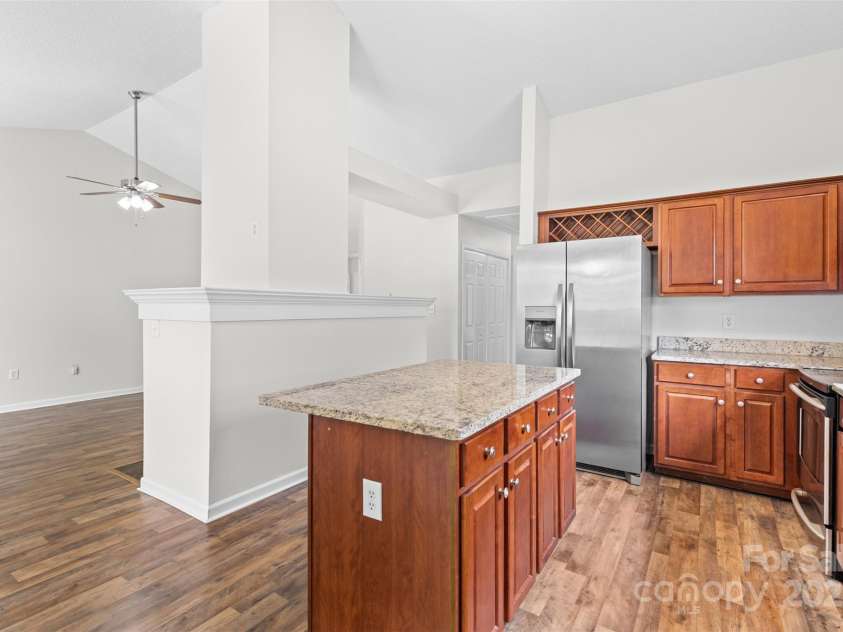 11616 Placer Maple Lane, Charlotte, NC 28269.  MLS# CAR4250114, YatesRealty ID 7979. 