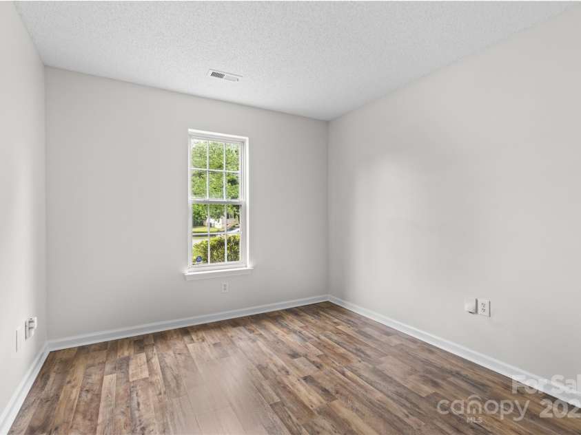 11616 Placer Maple Lane, Charlotte, NC 28269.  MLS# CAR4250114, YatesRealty ID 7979. 