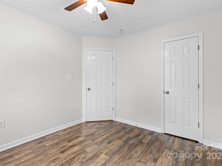 11616 Placer Maple Lane, Charlotte, NC 28269.  MLS# CAR4250114, YatesRealty ID 7979. 