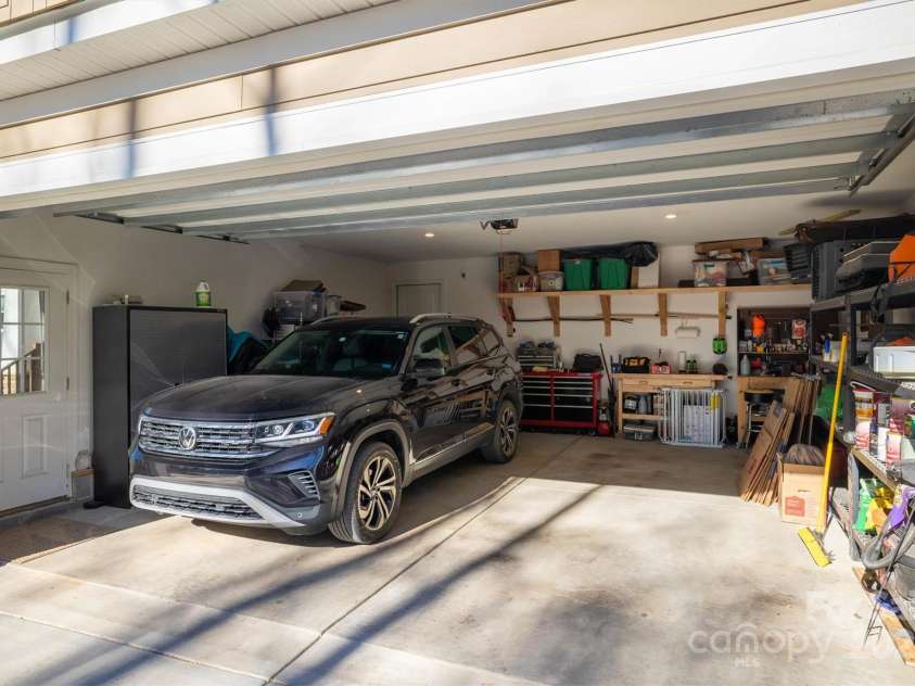 1021 Pleasant Ridge Trail, Lenoir, NC 28645.  MLS# CAR4204018, YatesRealty ID 7980. 