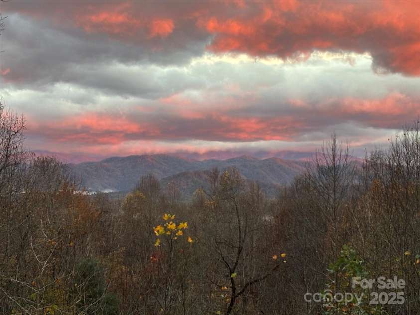 1021 Pleasant Ridge Trail, Lenoir, NC 28645.  MLS# CAR4204018, YatesRealty ID 7980. 