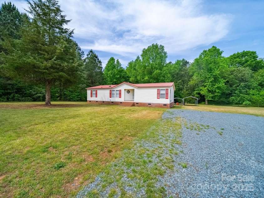 5318 Austin Road, Monroe, NC 28112.  MLS# CAR4248657, YatesRealty ID 7983. 
