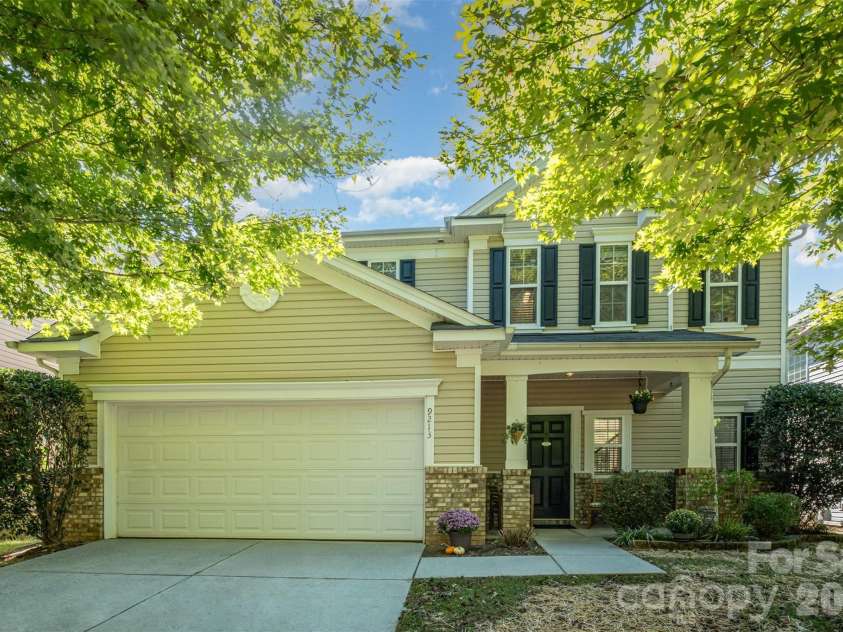 9213 Seamill Road, Charlotte, NC 28278.  MLS# CAR4304256, YatesRealty ID 7983. 