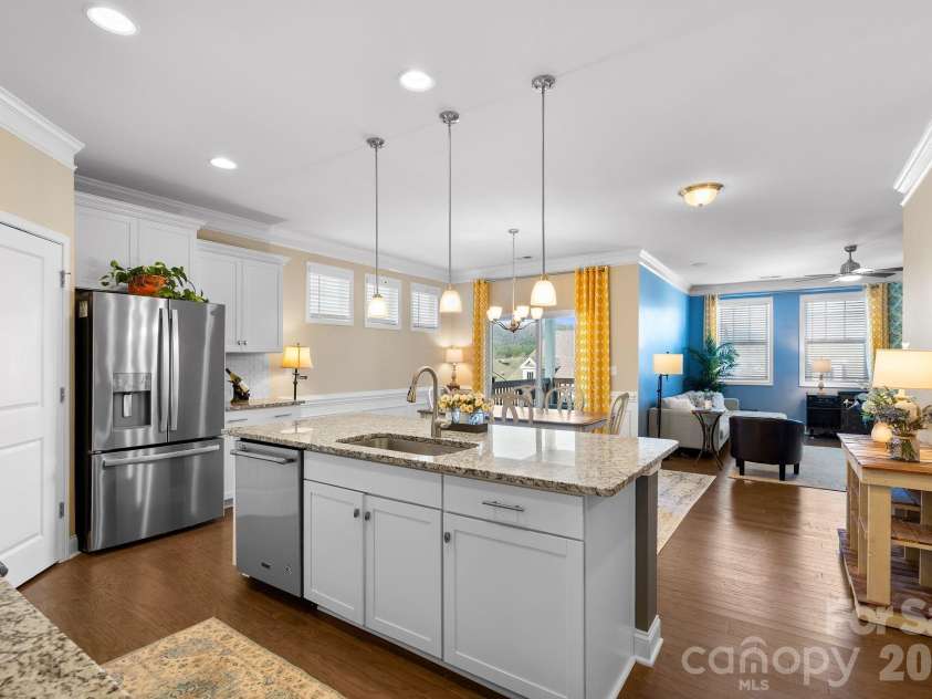 16 Regent Heights Road, Leicester, NC 28748.  MLS# CAR4349729, YatesRealty ID 7984. 