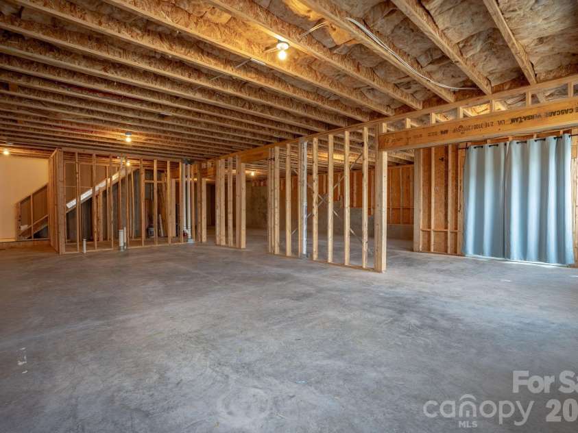 16 Regent Heights Road, Leicester, NC 28748.  MLS# CAR4349729, YatesRealty ID 7984. 