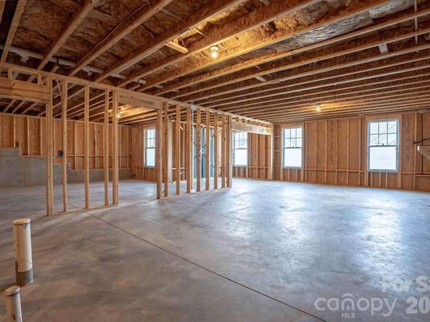 16 Regent Heights Road, Leicester, NC 28748.  MLS# CAR4349729, YatesRealty ID 7984. 