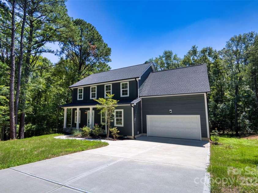 1541 Riverview Circle, Fort Lawn, SC 29714.  MLS# CAR4319897, YatesRealty ID 7986. 