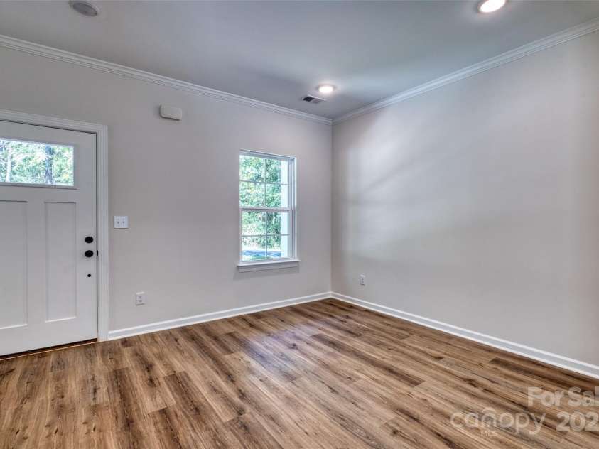 1541 Riverview Circle, Fort Lawn, SC 29714.  MLS# CAR4319897, YatesRealty ID 7986. 