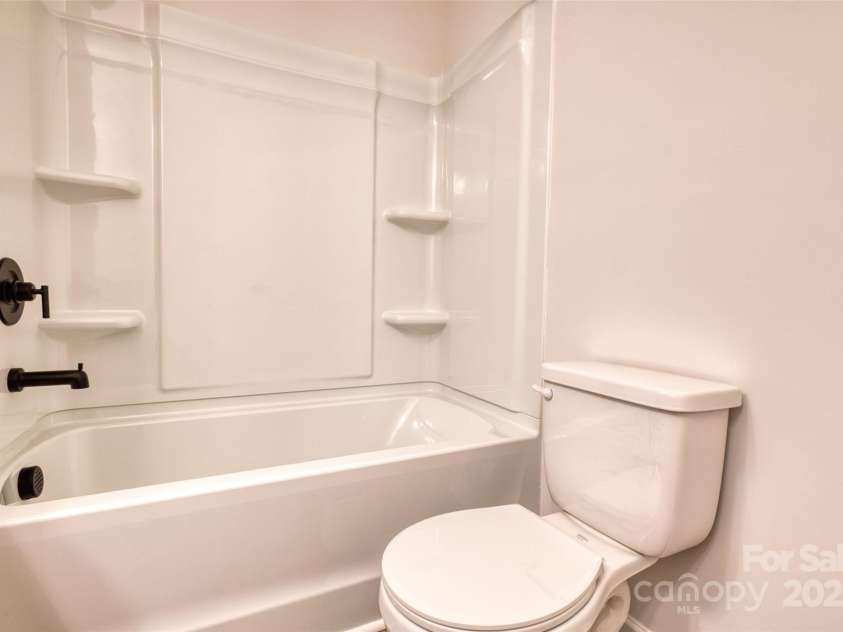1541 Riverview Circle, Fort Lawn, SC 29714.  MLS# CAR4319897, YatesRealty ID 7986. 