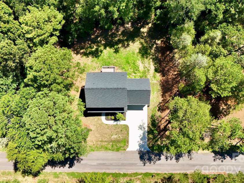 1541 Riverview Circle, Fort Lawn, SC 29714.  MLS# CAR4319897, YatesRealty ID 7986. 