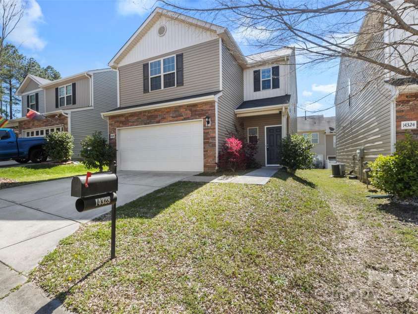 14328 Evening Flight Lane, Charlotte, NC 28262.  MLS# CAR4240990, YatesRealty ID 7989. 