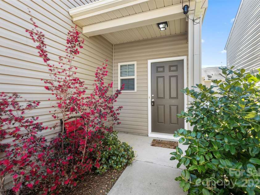 14328 Evening Flight Lane, Charlotte, NC 28262.  MLS# CAR4240990, YatesRealty ID 7989. 