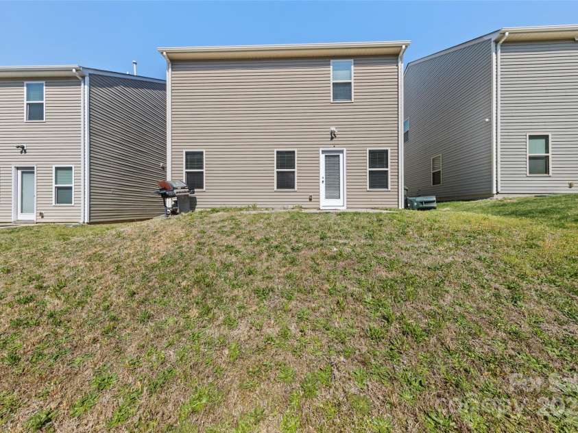 14328 Evening Flight Lane, Charlotte, NC 28262.  MLS# CAR4240990, YatesRealty ID 7989. 