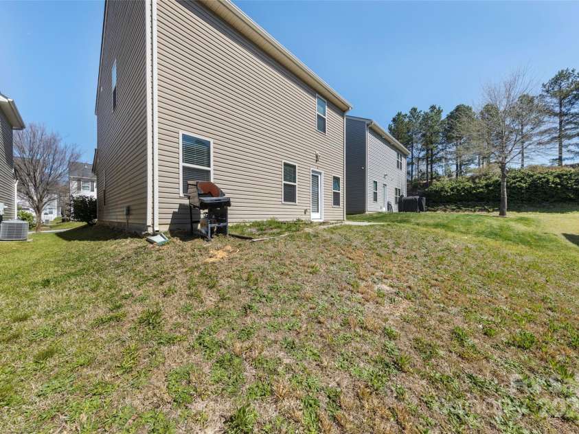 14328 Evening Flight Lane, Charlotte, NC 28262.  MLS# CAR4240990, YatesRealty ID 7989. 