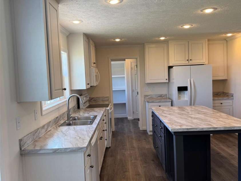 197 Burleson Point, Woodleaf, NC 27054.  MLS# CAR4308013, YatesRealty ID 799. 