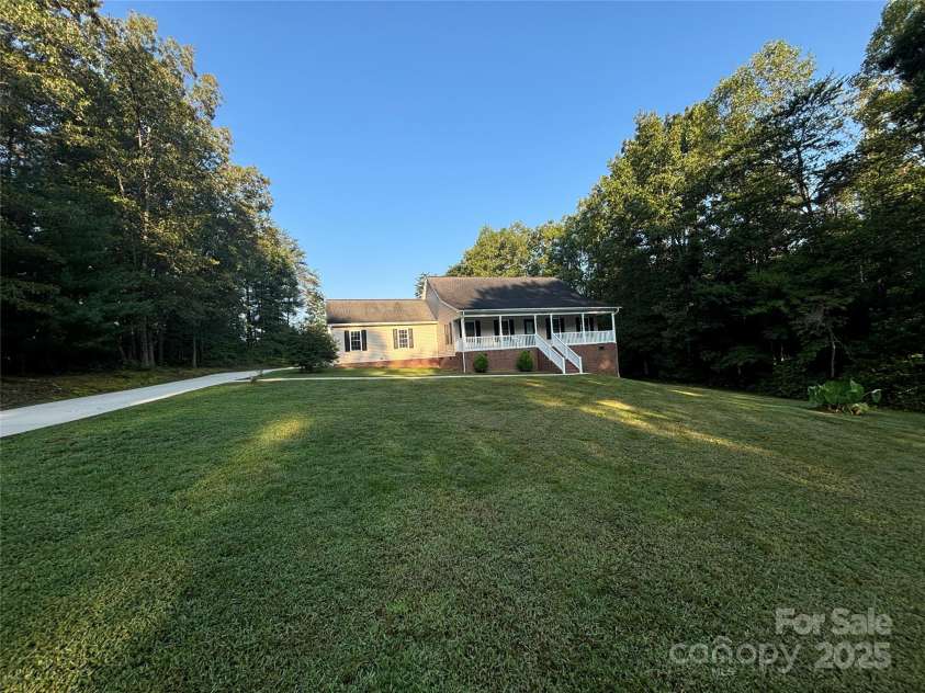 475 Cornerstone Drive, Taylorsville, NC 28681.  MLS# CAR4218950, YatesRealty ID 799. 