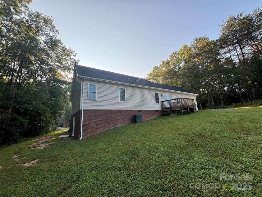 475 Cornerstone Drive, Taylorsville, NC 28681.  MLS# CAR4218950, YatesRealty ID 799. 
