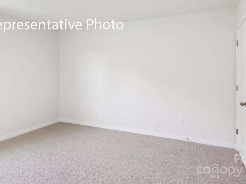 572 Dazzle Loop, Newton, NC 28658.  MLS# CAR4334728, YatesRealty ID 799. 