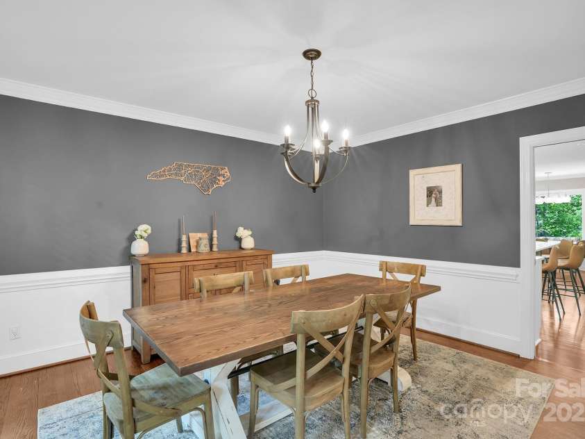 9809 Hanover Hollow Drive, Charlotte, NC 28210.  MLS# CAR4248914, YatesRealty ID 7990. 