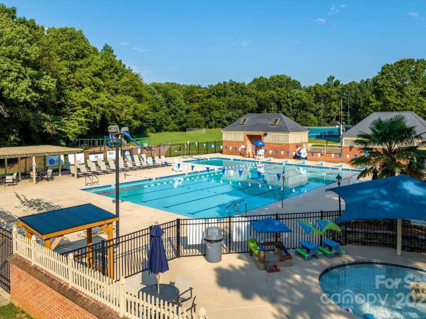 9809 Hanover Hollow Drive, Charlotte, NC 28210.  MLS# CAR4248914, YatesRealty ID 7990. 